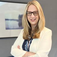 Jennifer Koster headshot